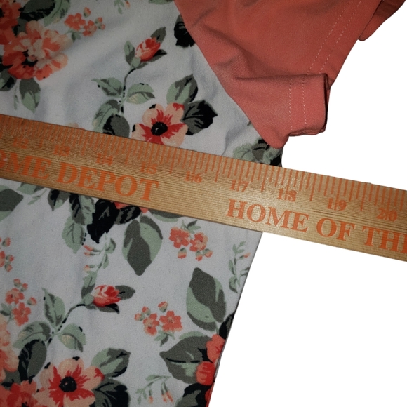 Ladies M Just Be Orange/White Flowered Top - Picture 4 of 6